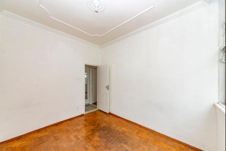 Quarto 2 de apartamento para alugar com 2 quartos, 90m² em Barro Preto, Belo Horizonte