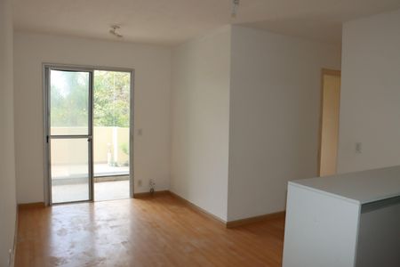 Sala de apartamento para alugar com 3 quartos, 90m² em Jardim Monte Santo, Cotia