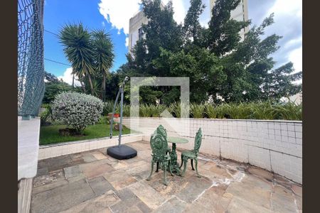 Apartamento à venda com 100m², 1 quarto e 1 vaga