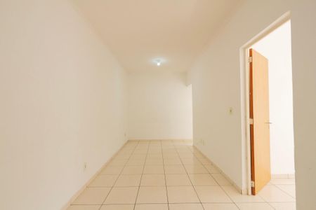 Casa de condomínio para alugar com 130m², 3 quartos e 3 vagasSala