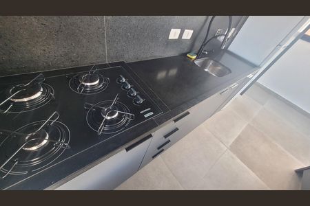 Apartamento à venda com 27m², 1 quarto e sem vaga Apartamento à venda com 27m², 1 quarto e sem vagaÁrea comum - Salão de festas
