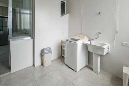 Apartamento para alugar com 130m², 3 quartos e 1 vagaÁrea de serviço