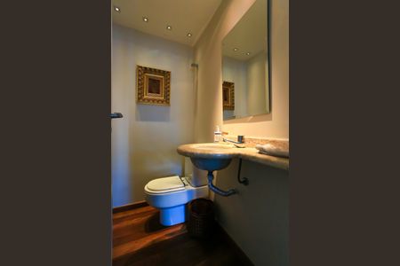 Apartamento para alugar com 160m², 3 quartos e 4 vagasLavabo 