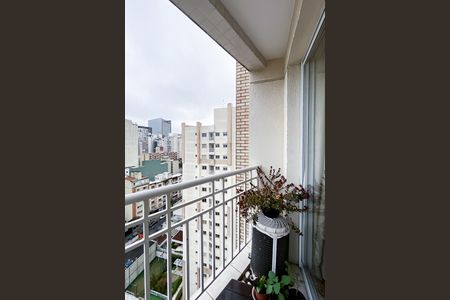 Apartamento à venda com 55m², 2 quartos e 2 vagasQuarto 1 Varanda