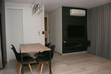 Sala de apartamento para alugar com 2 quartos, 60m² em Lourdes, Belo Horizonte