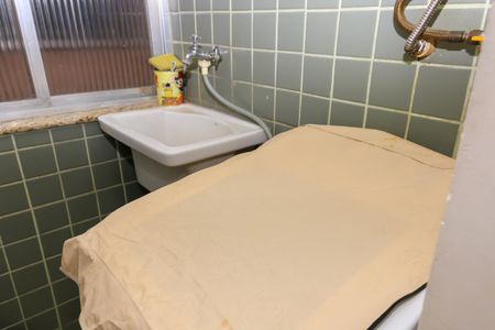 Apartamento para alugar com 79m², 2 quartos e sem vagaÁrea de Serviço