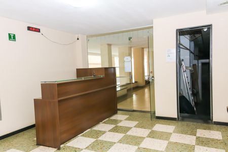 Apartamento para alugar com 79m², 2 quartos e sem vagaPortaria