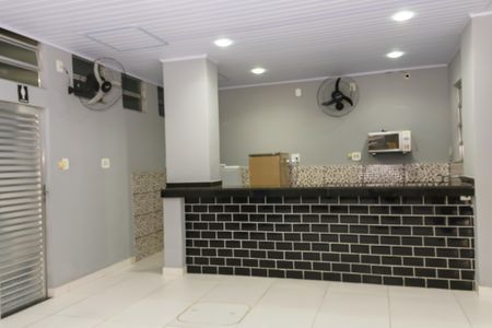 Apartamento para alugar com 79m², 2 quartos e sem vagaÁrea comum - Salão de festas