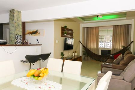 Apartamento para alugar com 79m², 2 quartos e sem vagaSala