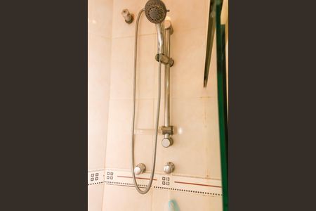 Apartamento para alugar com 79m², 2 quartos e sem vagaBanheiro da Suíte