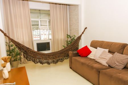 Apartamento para alugar com 79m², 2 quartos e sem vagaSala