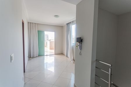 Apartamento à venda com 200m², 4 quartos e 4 vagasCobertura Sala 2