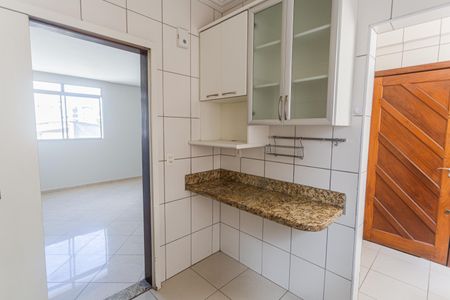 Apartamento à venda com 200m², 4 quartos e 4 vagasCozinha