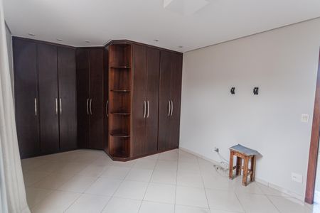 Apartamento à venda com 200m², 4 quartos e 4 vagasCobertura Suíte 2