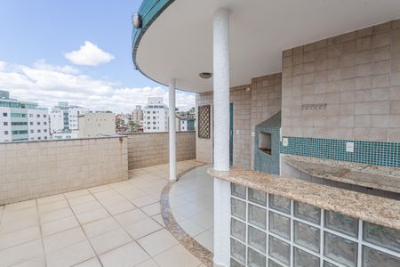 Apartamento à venda com 200m², 4 quartos e 4 vagasCobertura