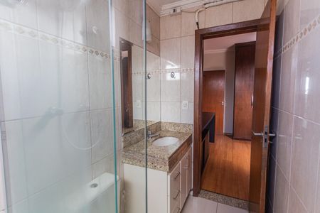 Apartamento à venda com 200m², 4 quartos e 4 vagasBanheiro da Suíte 1