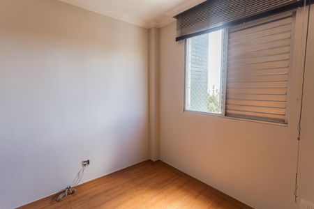 Apartamento à venda com 200m², 4 quartos e 4 vagasQuarto 2