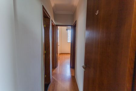 Apartamento à venda com 200m², 4 quartos e 4 vagasCorredor