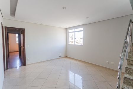 Sala 1 de apartamento para alugar com 4 quartos, 200m² em Palmares, Belo Horizonte
