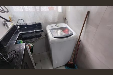 Apartamento à venda com 56m², 3 quartos e 1 vagaÁrea de Serviço