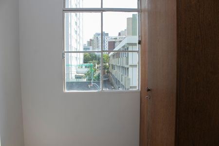 Apartamento para alugar com 110m², 3 quartos e 1 vagaQuarto 2