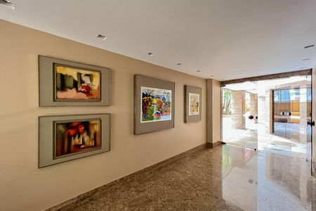 Apartamento à venda com 175m², 4 quartos e 2 vagas Apartamento à venda com 175m², 4 quartos e 2 vagasÁrea comum - Salão de festas