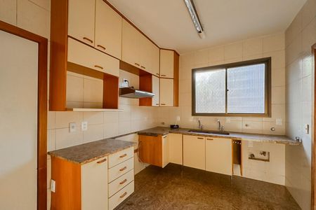 Apartamento à venda com 175m², 4 quartos e 2 vagas Apartamento à venda com 175m², 4 quartos e 2 vagasCozinha