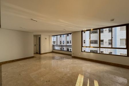 Sala de apartamento à venda com 4 quartos, 175m² em Lourdes, Belo Horizonte