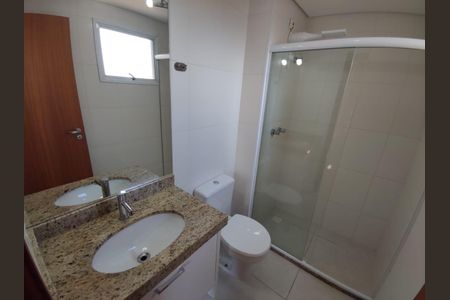 Banheiro da Suíte de apartamento para alugar com 2 quartos, 77m² em Parque Campolim, Sorocaba
