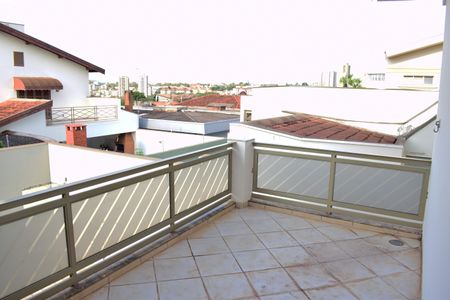 Casa para alugar com 295m², 4 quartos e 4 vagasVaranda