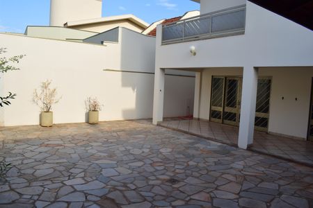 Casa para alugar com 295m², 4 quartos e 4 vagasQuintal