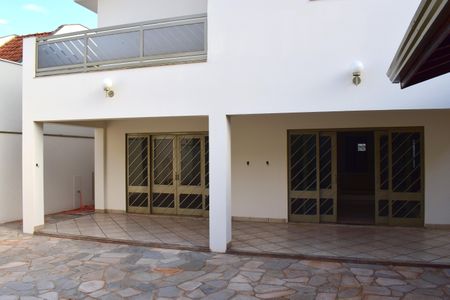 Casa para alugar com 295m², 4 quartos e 4 vagasQuintal