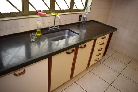 Casa para alugar com 295m², 4 quartos e 4 vagasCozinha