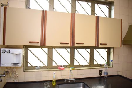 Casa para alugar com 295m², 4 quartos e 4 vagasCozinha