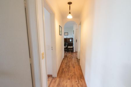 Apartamento à venda com 58m², 2 quartos e 1 vagaCorredor