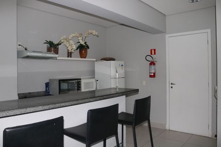Apartamento para alugar com 33m², 1 quarto e sem vagaÁrea comum - Salão de festas
