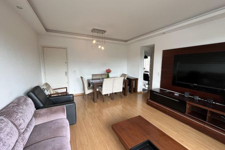 Apartamento à venda com 80m², 2 quartos e 2 vagasSala