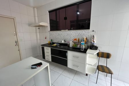 Apartamento à venda com 80m², 2 quartos e 2 vagasCozinha