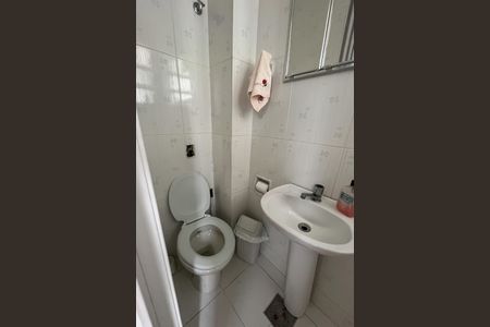 Apartamento à venda com 80m², 2 quartos e 2 vagasBanheiro de serviço