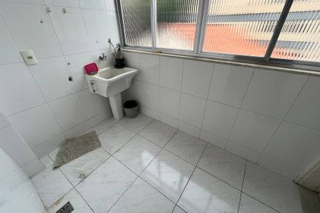 Apartamento à venda com 80m², 2 quartos e 2 vagasÁrea de Serviço