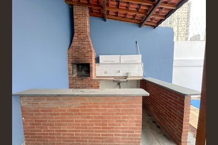 Casa à venda com 300m², 4 quartos e 3 vagas Casa à venda com 300m², 4 quartos e 3 vagasChurrasnqueira