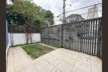 Casa à venda com 300m², 4 quartos e 3 vagas Casa à venda com 300m², 4 quartos e 3 vagasGaragem