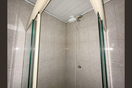 Casa à venda com 300m², 4 quartos e 3 vagas Casa à venda com 300m², 4 quartos e 3 vagasBanheiro Social