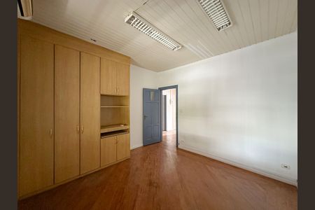 Casa à venda com 300m², 4 quartos e 3 vagas Casa à venda com 300m², 4 quartos e 3 vagasQuarto 1