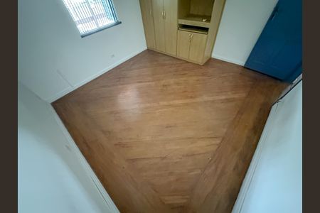 Casa à venda com 300m², 4 quartos e 3 vagas Casa à venda com 300m², 4 quartos e 3 vagasQuarto 1