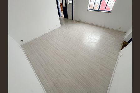 Casa à venda com 300m², 4 quartos e 3 vagas Casa à venda com 300m², 4 quartos e 3 vagasSala de Jantar