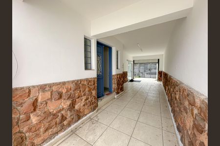 Casa à venda com 300m², 4 quartos e 3 vagas Casa à venda com 300m², 4 quartos e 3 vagasQuintal