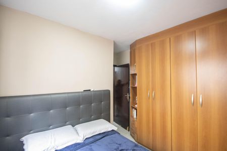 Casa à venda com 140m², 4 quartos e 2 vagas Casa à venda com 140m², 4 quartos e 2 vagasQuarto 2