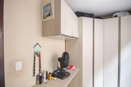 Casa à venda com 140m², 4 quartos e 2 vagas Casa à venda com 140m², 4 quartos e 2 vagasQuarto 1