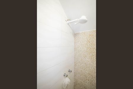 Casa à venda com 140m², 4 quartos e 2 vagas Casa à venda com 140m², 4 quartos e 2 vagasBanheiro Social 2